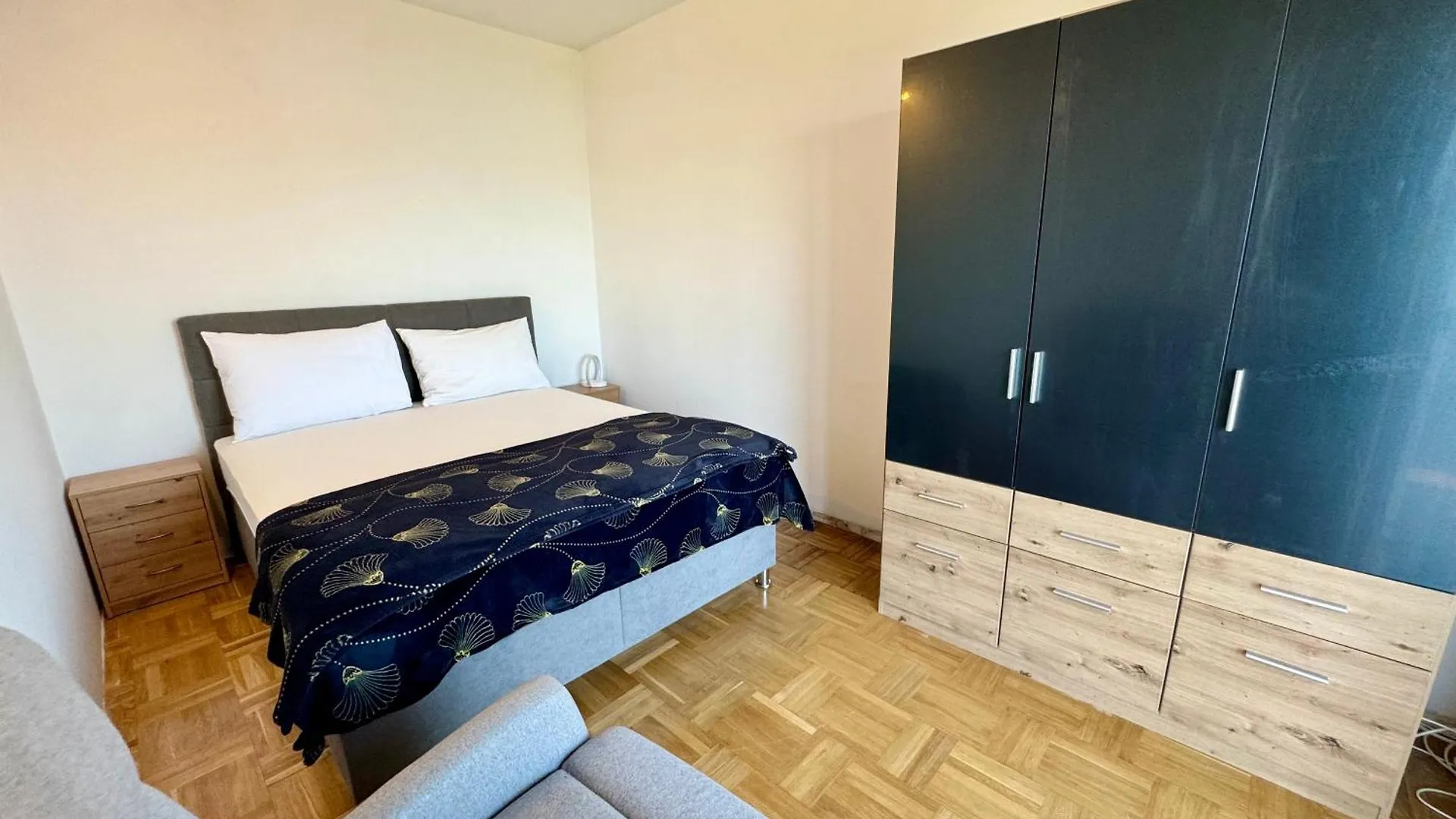 Apartment Fruky